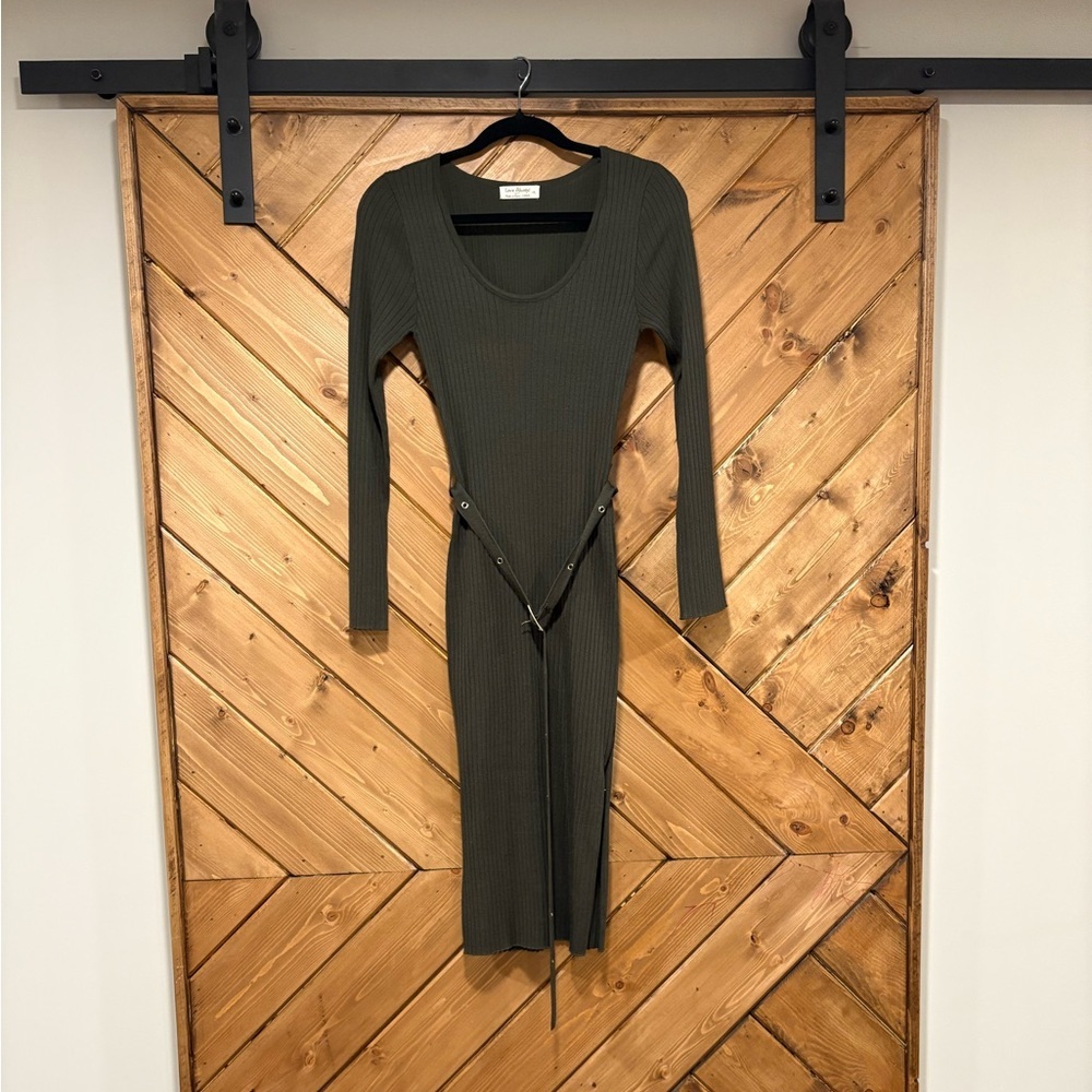 Olive Green Ribbed Dress. EUC Medium/Large